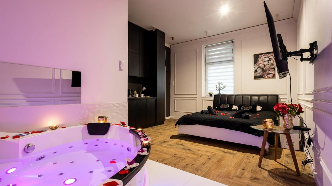 كراكوفيا Zamoyskiego Jacuzzi Apartment المظهر الخارجي الصورة
